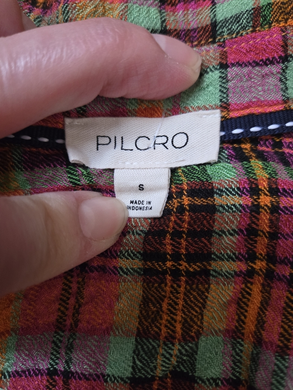 Anthropologie Pilcro Ruched Deep-V Plaid Buttondown Shirt Size S - Picture 6 of 9